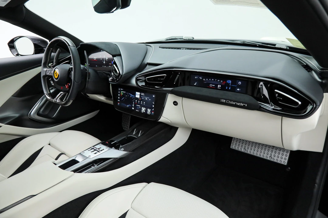 2025 Ferrari 12Cilindri - Image 23 of 31