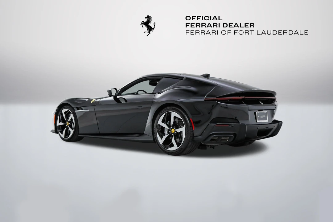 2025 Ferrari 12Cilindri - Image 4 of 31