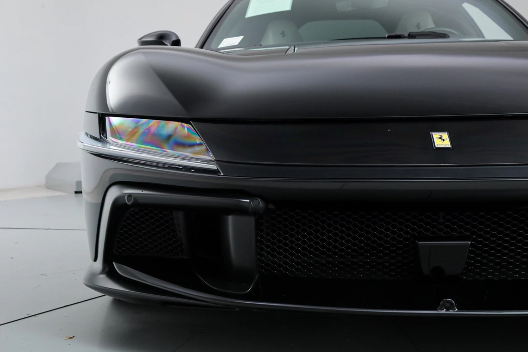 2025 Ferrari 12Cilindri - Image 13 of 31