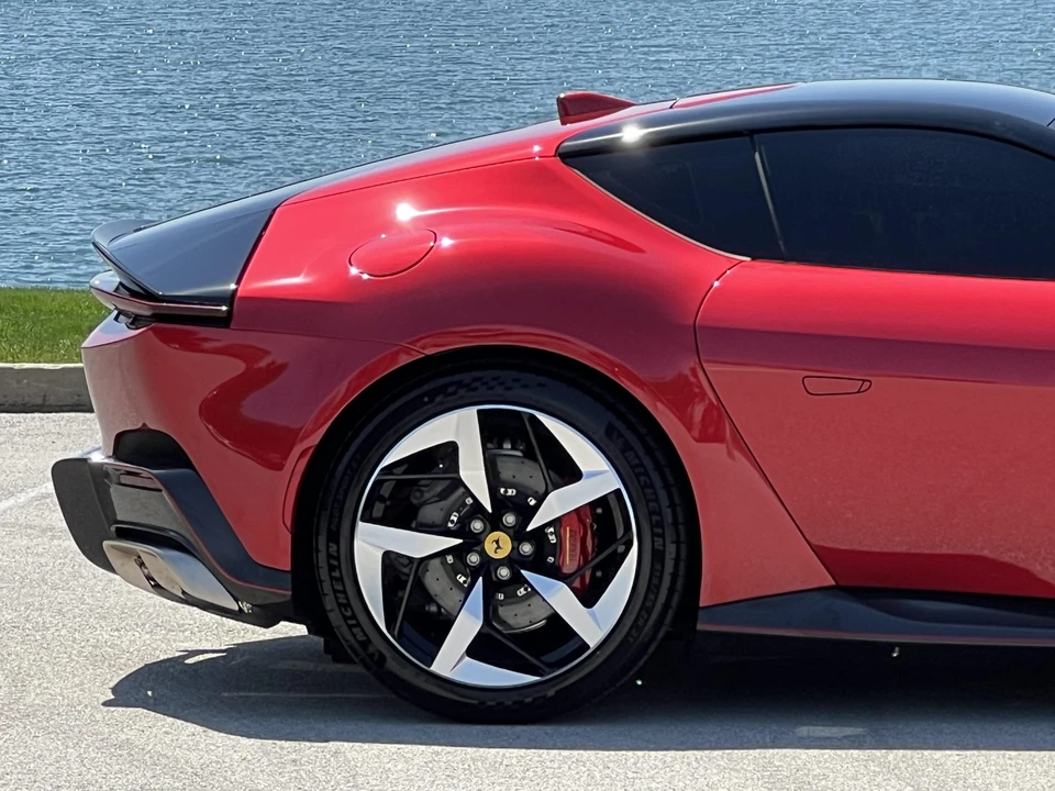 2025 Ferrari 12Cilindri - Image 25 of 31