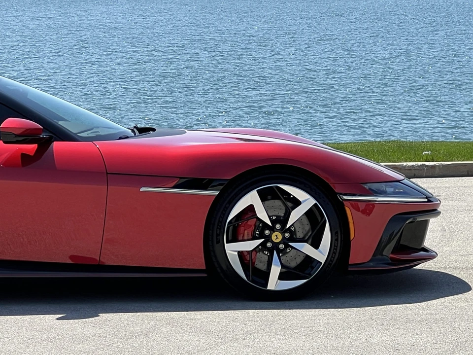 2025 Ferrari 12Cilindri - Image 24 of 31