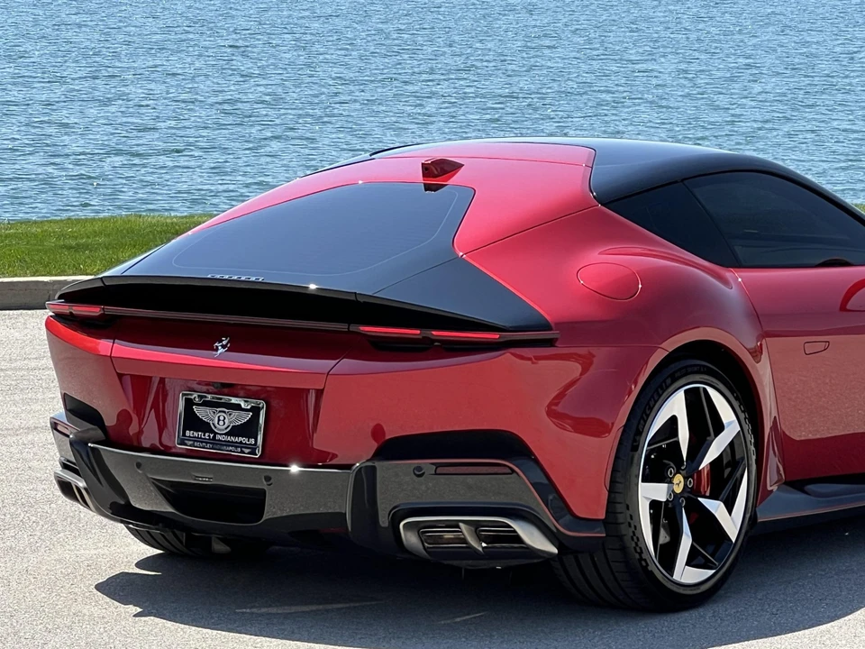 2025 Ferrari 12Cilindri - Image 26 of 31