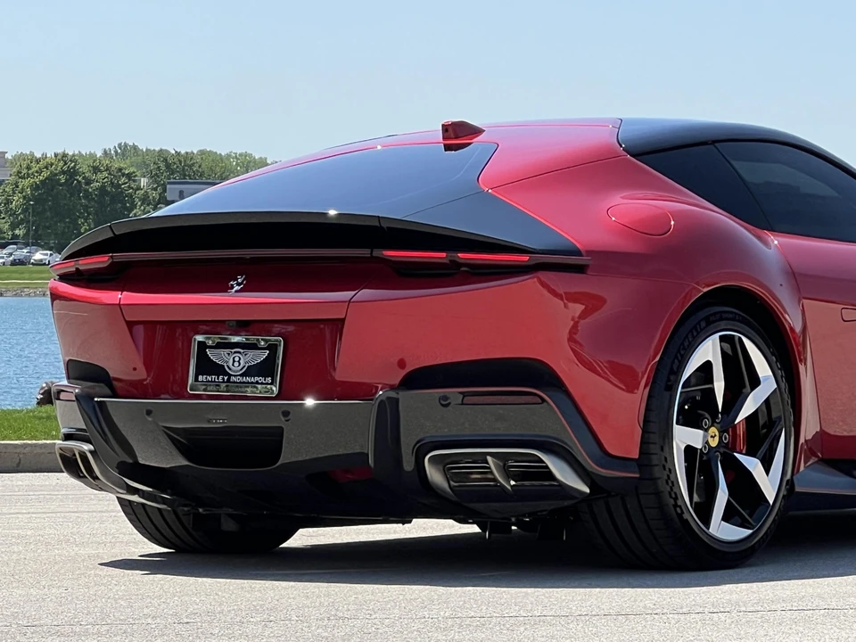 2025 Ferrari 12Cilindri - Image 27 of 31