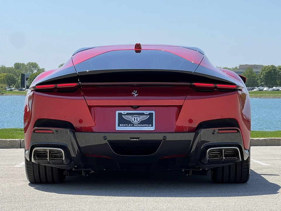 2025 Ferrari 12Cilindri - Image 10 of 31