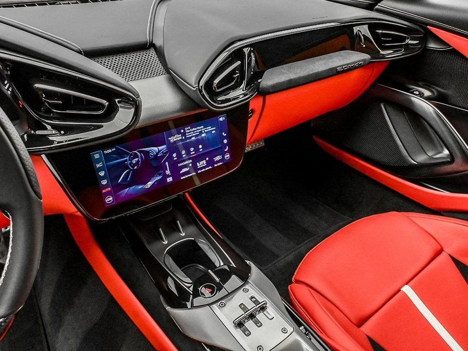 2025 Ferrari 12Cilindri - Image 13 of 31