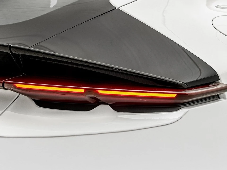 2025 Ferrari 12Cilindri - Image 29 of 31