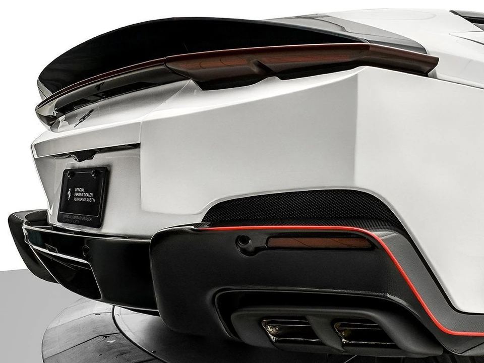 2025 Ferrari 12Cilindri - Image 27 of 31
