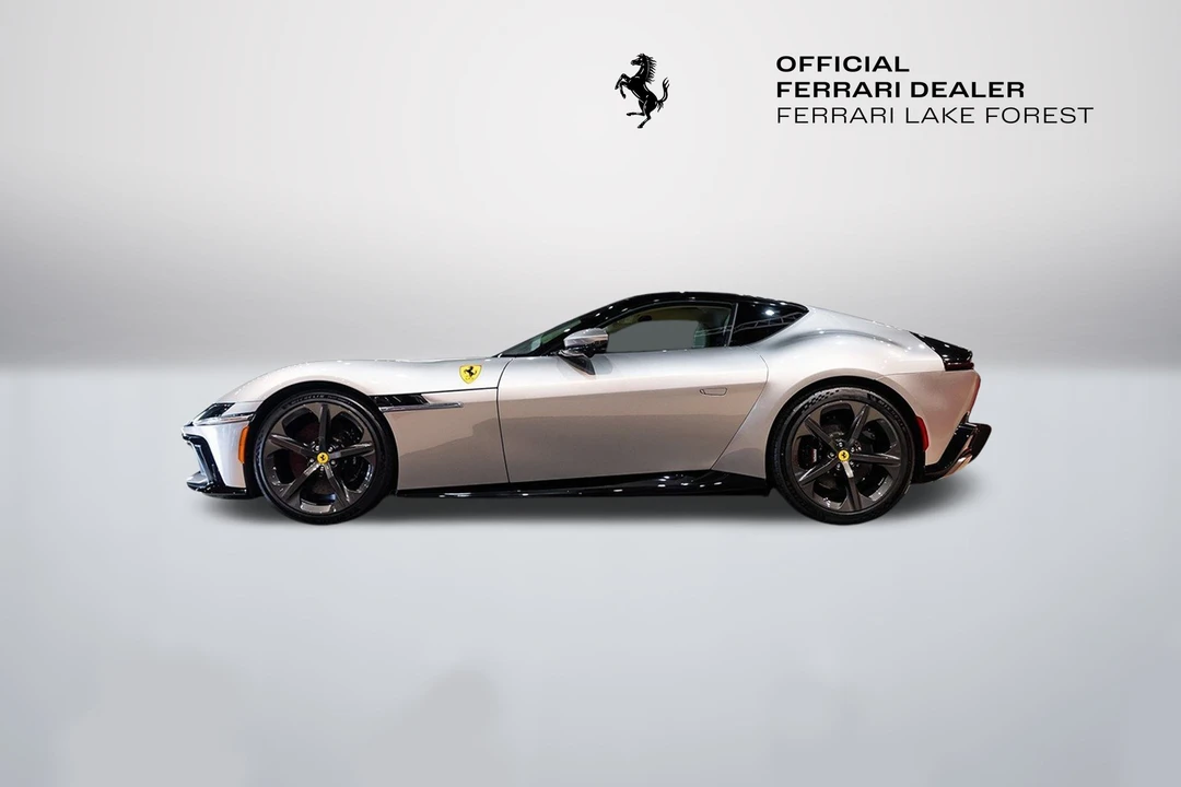 2025 Ferrari 12Cilindri - Image 3 of 31