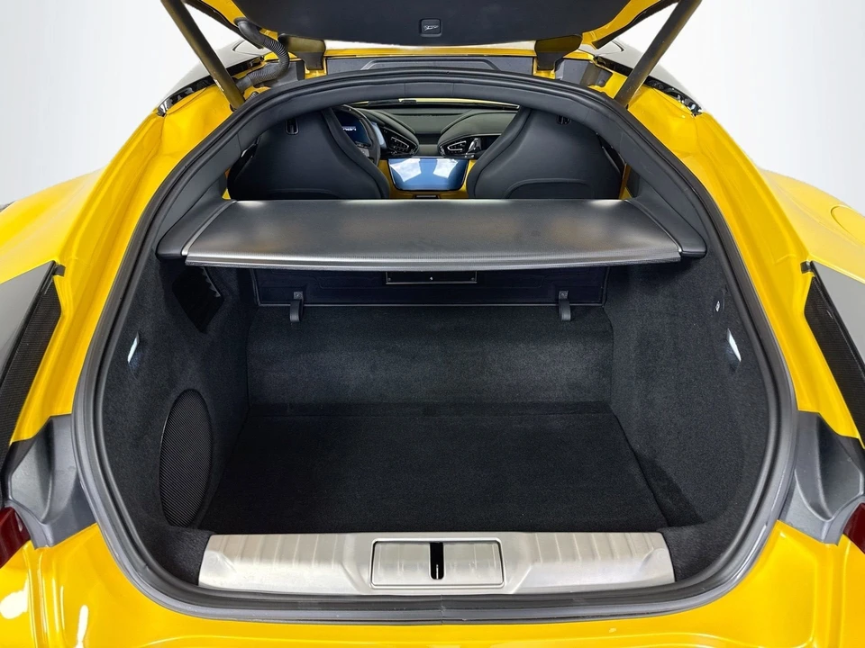 2025 Ferrari 12Cilindri - Image 26 of 28