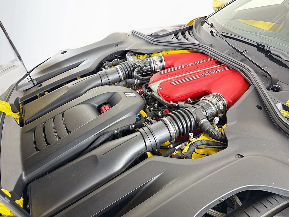 2025 Ferrari 12Cilindri - Image 21 of 28