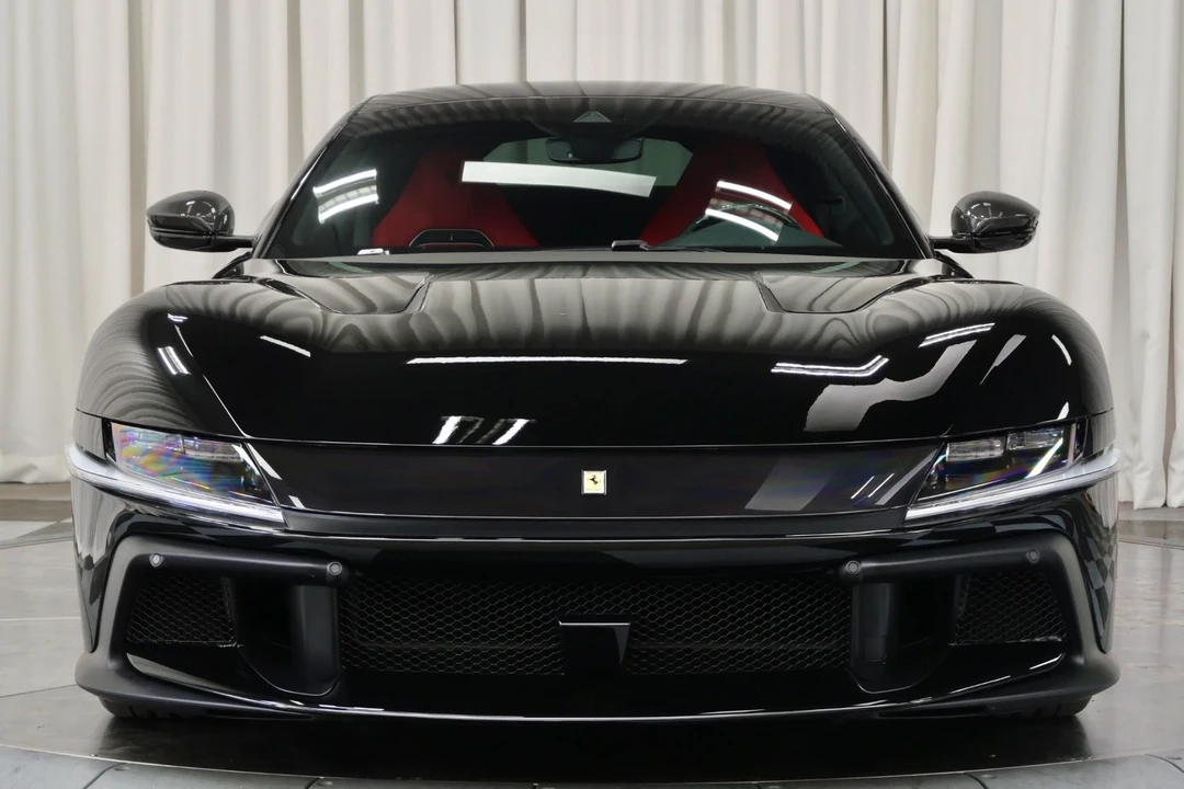 2025 Ferrari 12Cilindri - Image 4 of 21