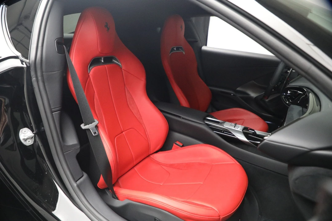 2025 Ferrari 12Cilindri - Image 17 of 29