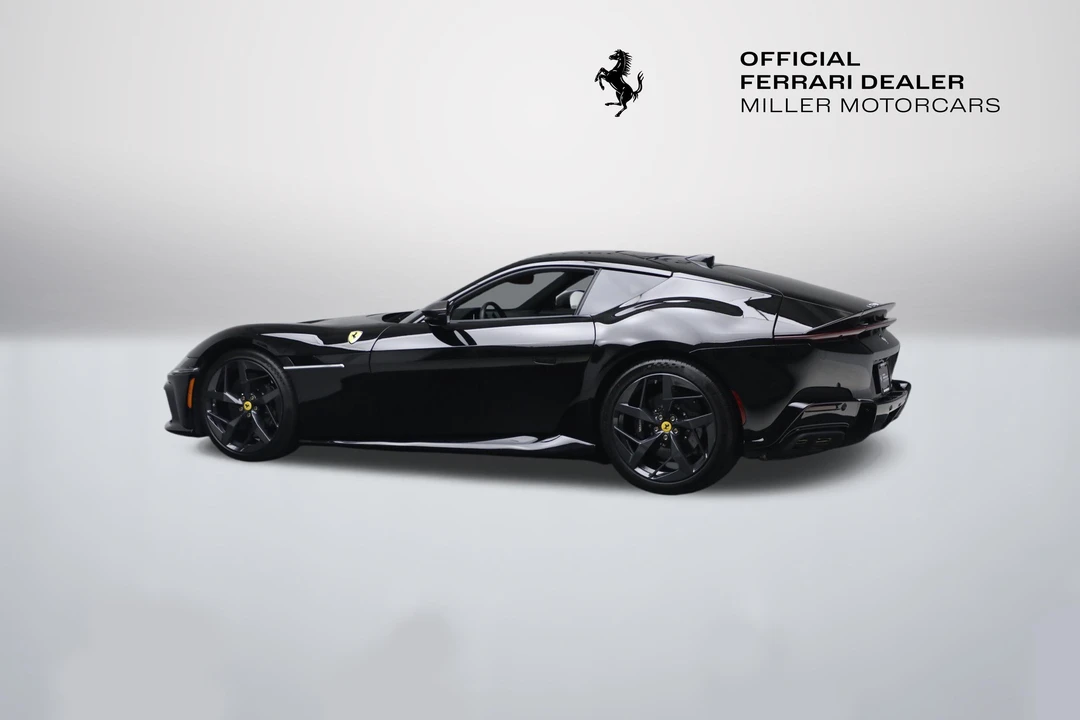 2025 Ferrari 12Cilindri - Image 4 of 29