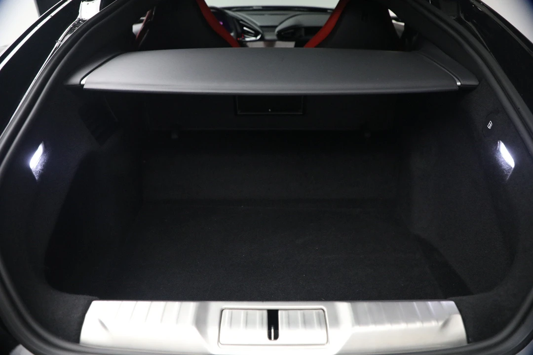 2025 Ferrari 12Cilindri - Image 27 of 29