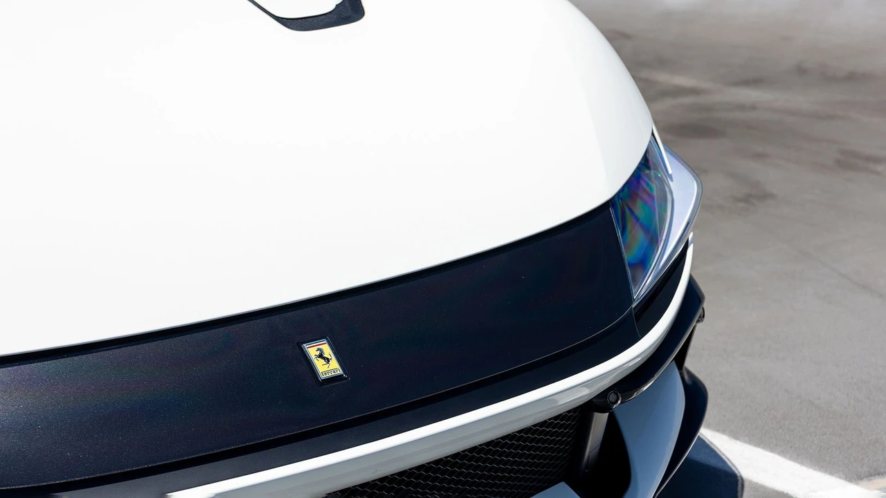 2025 Ferrari 12Cilindri - Image 13 of 31