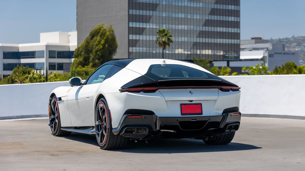 2025 Ferrari 12Cilindri - Image 14 of 31