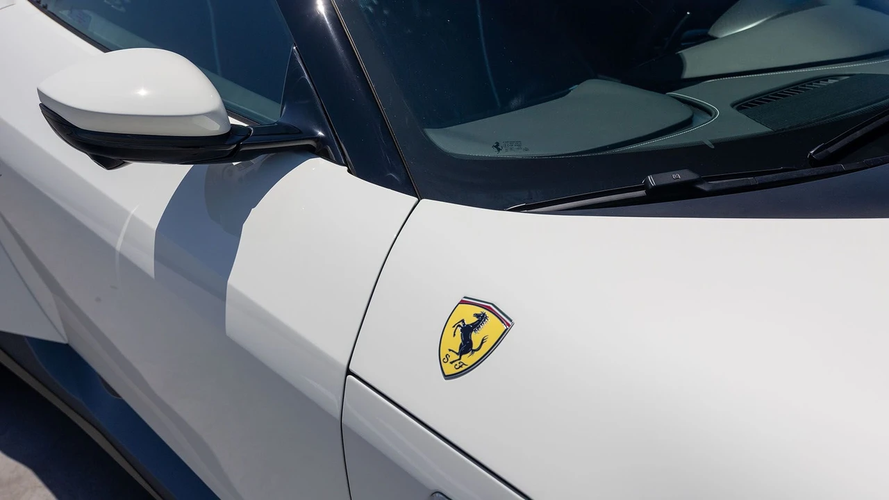2025 Ferrari 12Cilindri - Image 20 of 31