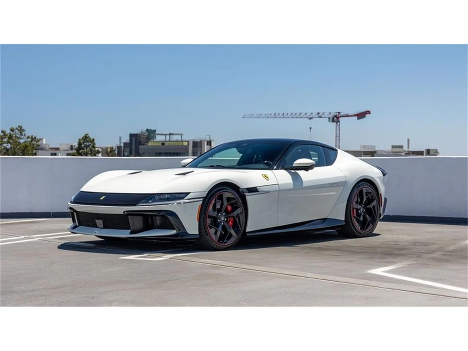 2025 Ferrari 12Cilindri - Image 11 of 31