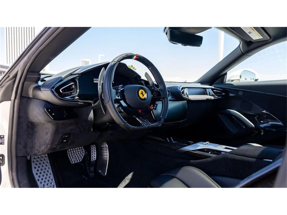 2025 Ferrari 12Cilindri - Image 6 of 31