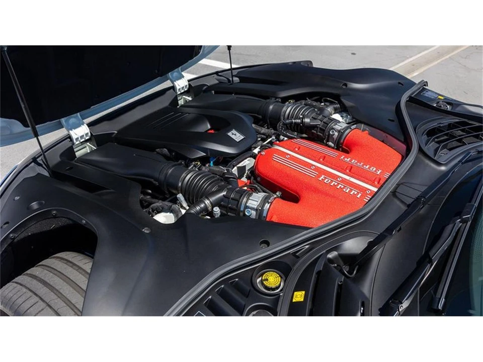 2025 Ferrari 12Cilindri - Image 9 of 31