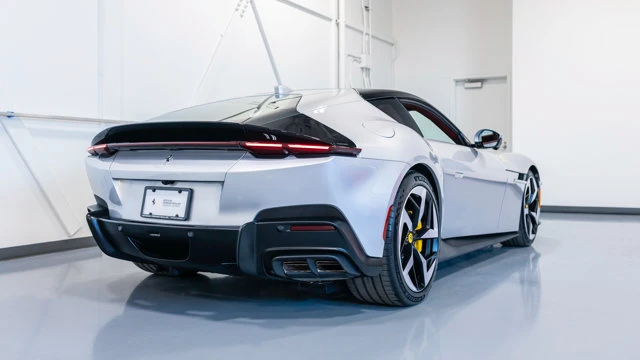 2025 Ferrari 12Cilindri - Image 15 of 15
