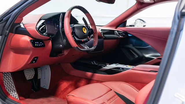 2025 Ferrari 12Cilindri - Image 3 of 15