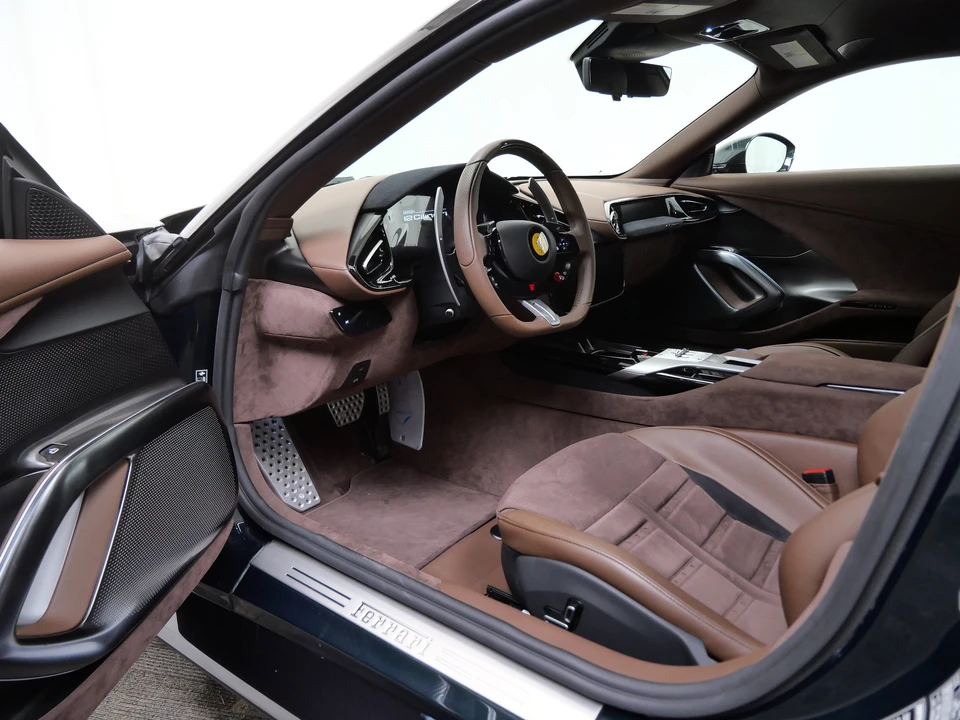2025 Ferrari 12Cilindri - Image 15 of 30