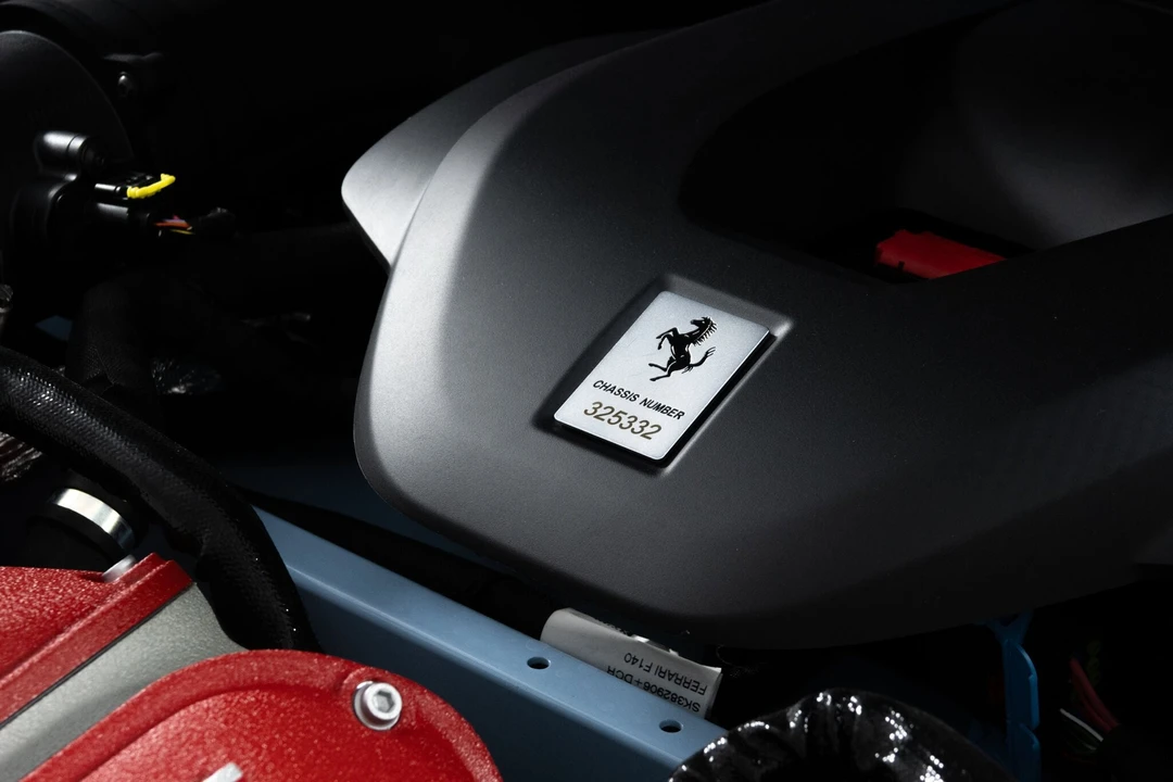 2025 Ferrari 12Cilindri - Image 27 of 31