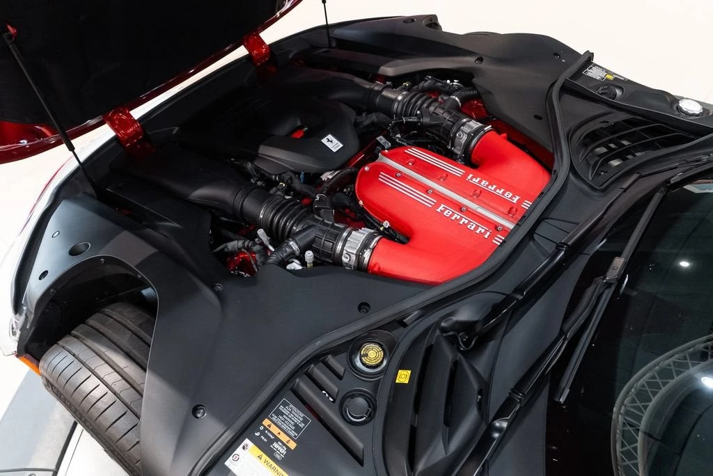 2025 Ferrari 12Cilindri - Image 15 of 31