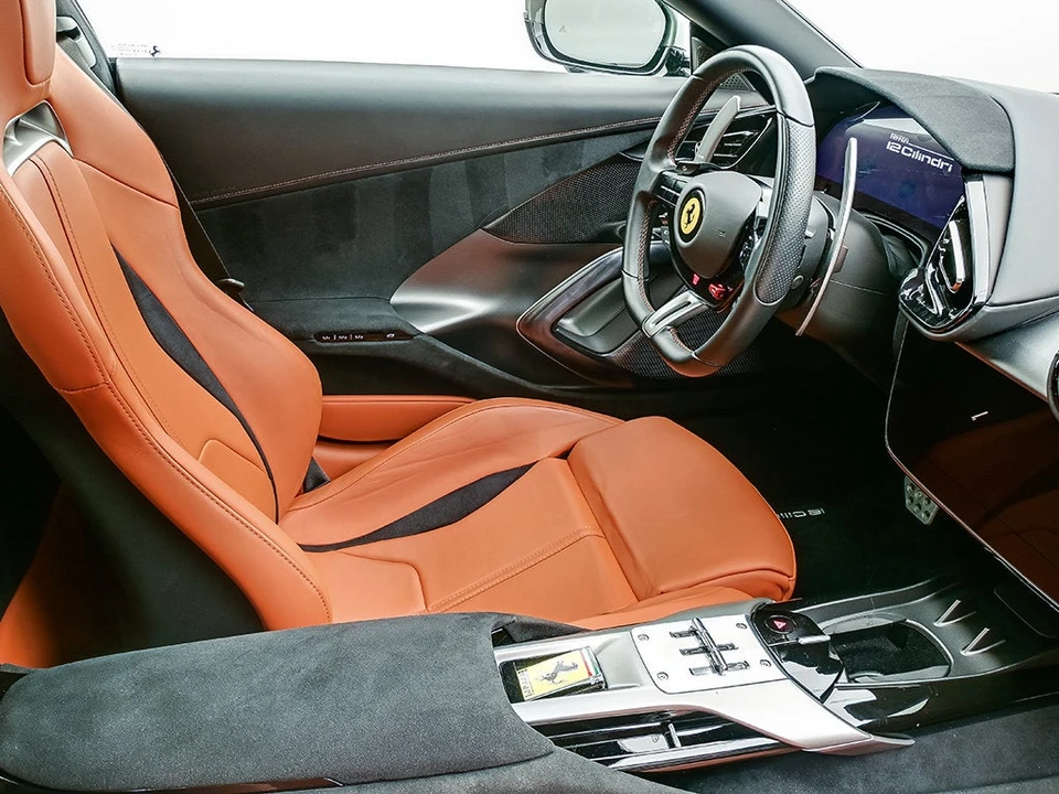 2025 Ferrari 12Cilindri - Image 18 of 31