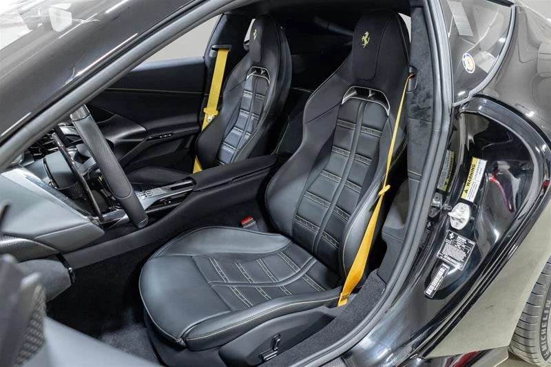2025 Ferrari 12Cilindri - Image 24 of 31