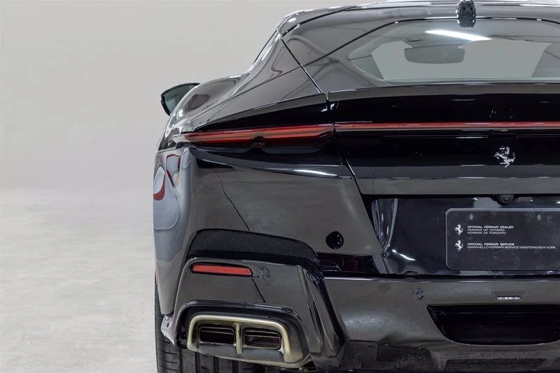 2025 Ferrari 12Cilindri - Image 16 of 31