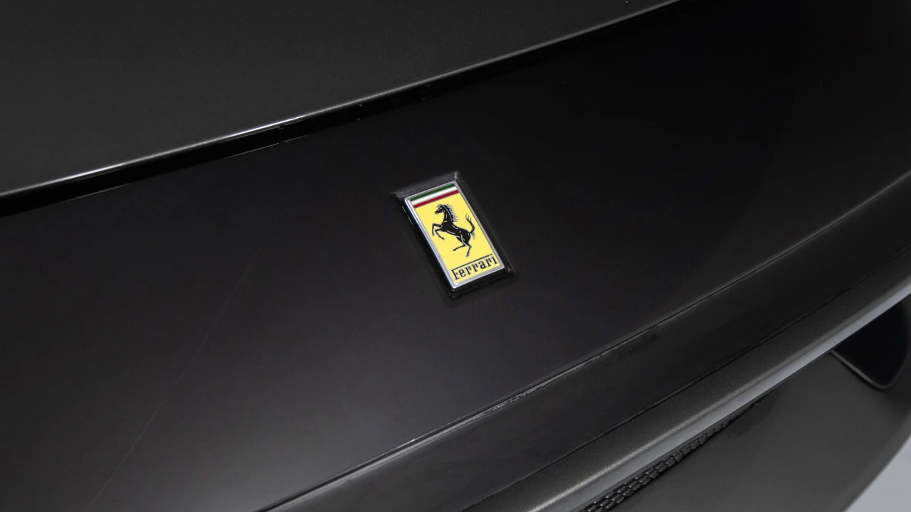 2025 Ferrari 12Cilindri - Image 14 of 31