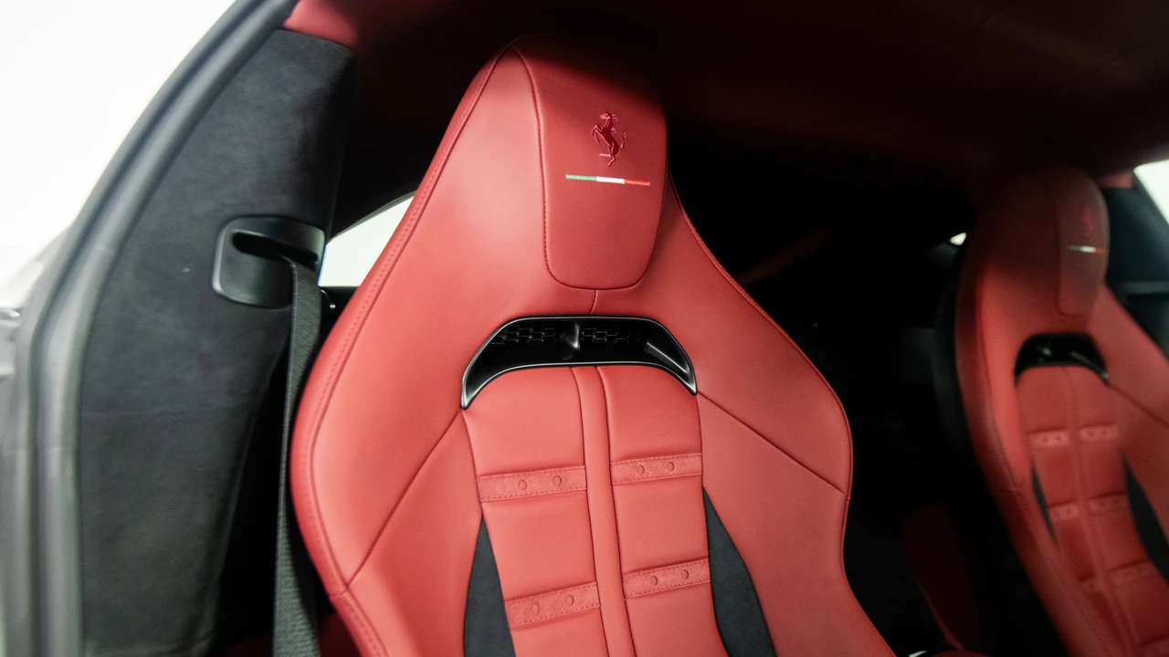 2025 Ferrari 12Cilindri - Image 31 of 31