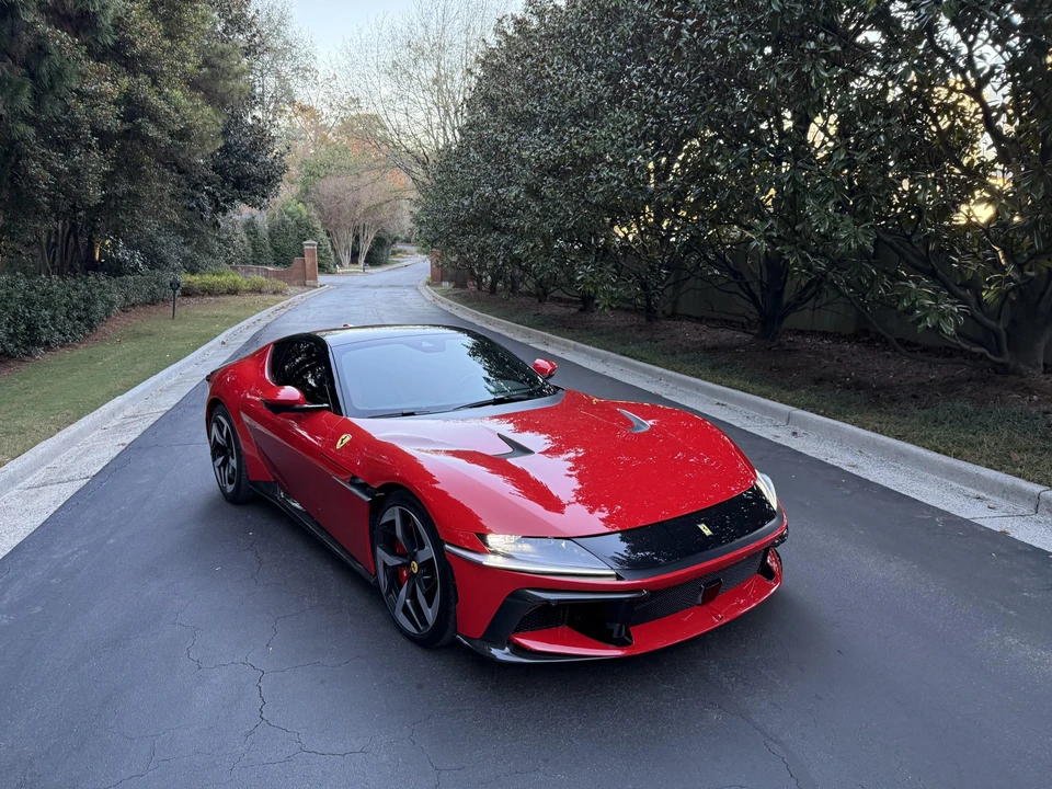 2025 Ferrari 12Cilindri - Image 20 of 31