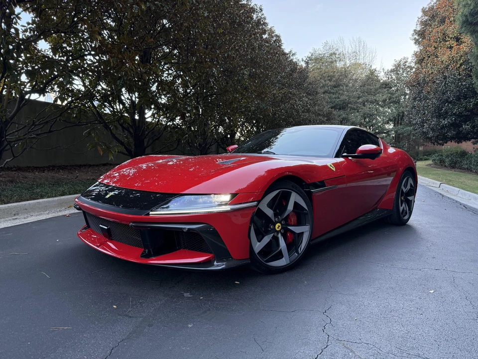 2025 Ferrari 12Cilindri - Image 8 of 31