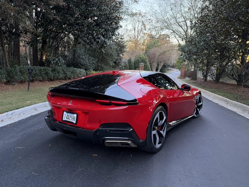 2025 Ferrari 12Cilindri - Image 17 of 31