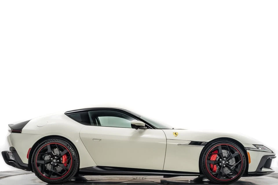 2025 Ferrari 12Cilindri - Image 3 of 8