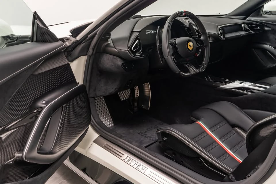 2025 Ferrari 12Cilindri - Image 8 of 8