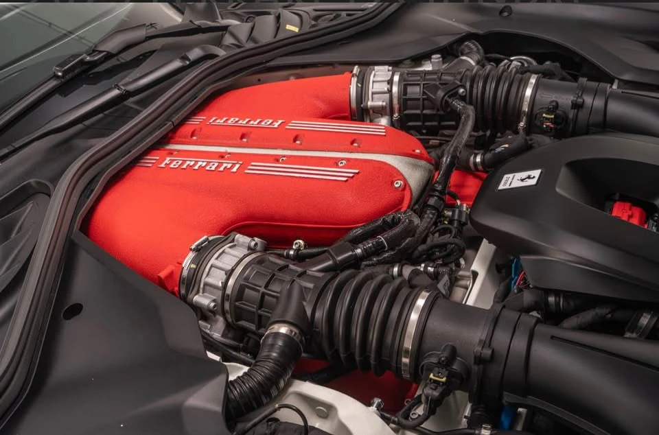 2025 Ferrari 12Cilindri - Image 7 of 20