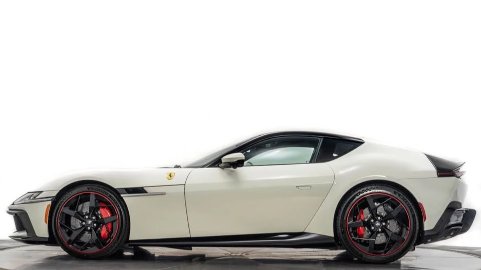 2025 Ferrari 12Cilindri - Image 5 of 20