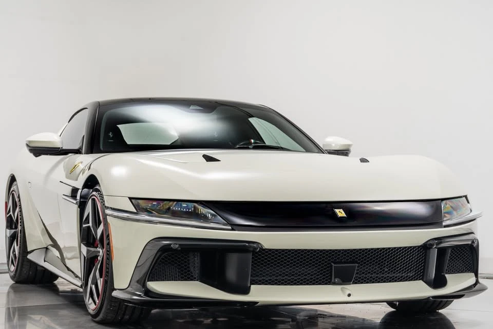 2025 Ferrari 12Cilindri - Image 2 of 8
