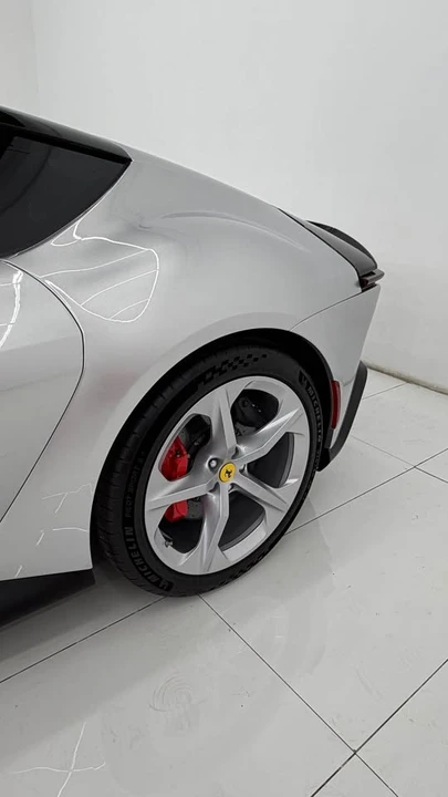 2025 Ferrari 12Cilindri - Image 20 of 20
