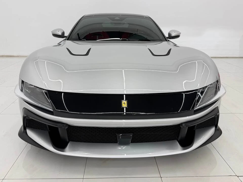 2025 Ferrari 12Cilindri - Image 4 of 20