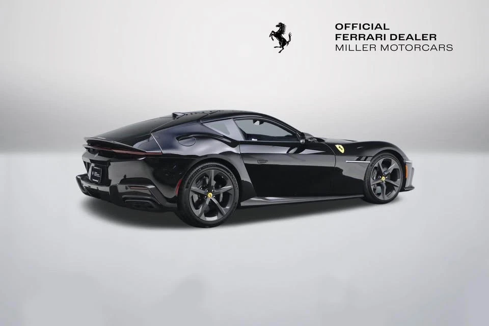 2025 Ferrari 12Cilindri - Image 6 of 9