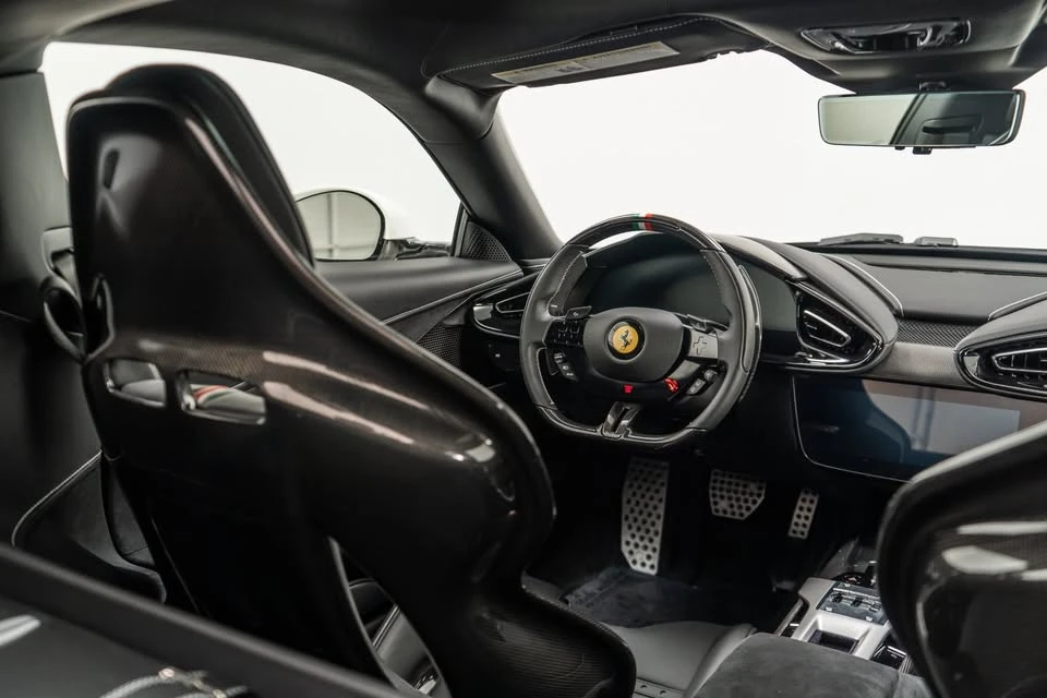 2025 Ferrari 12Cilindri - Image 15 of 18