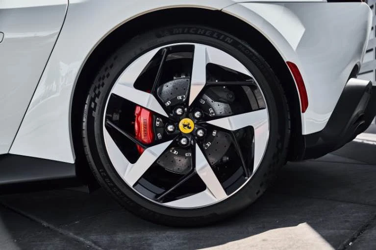 2025 Ferrari 12Cilindri - Image 12 of 17