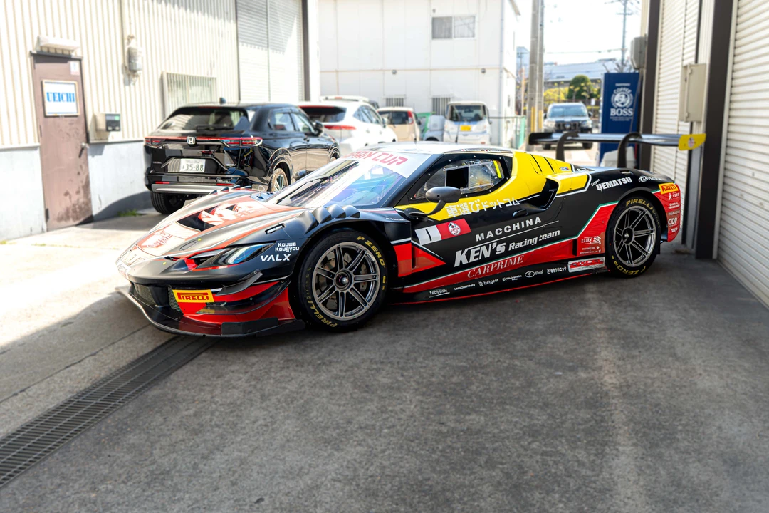 2025 Ferrari 296 - Image 11 of 31