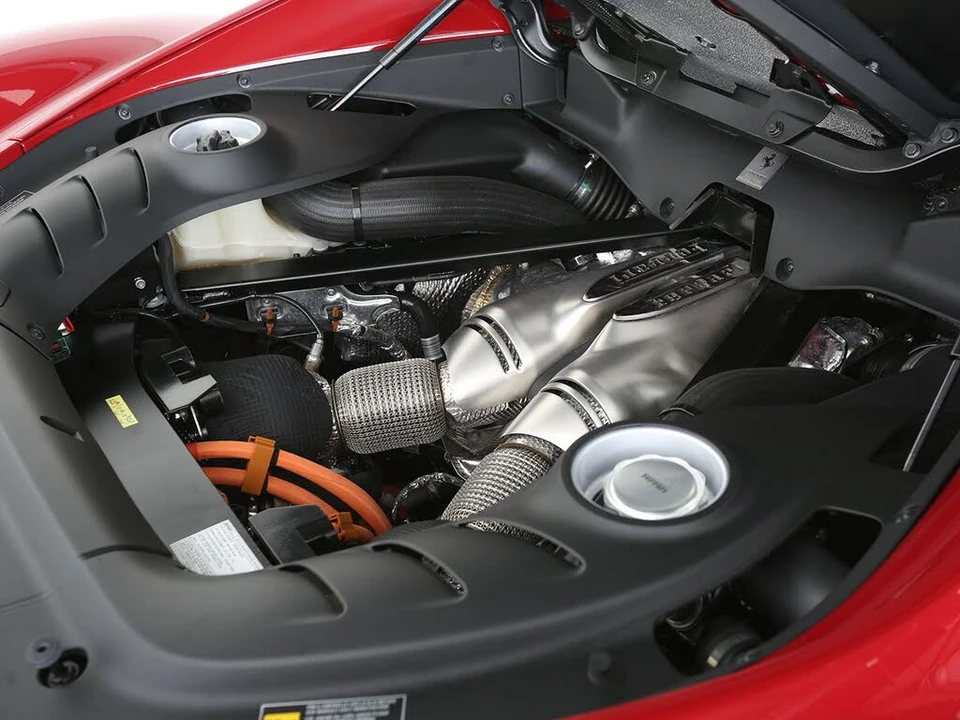2025 Ferrari 296 GTB - Image 18 of 31