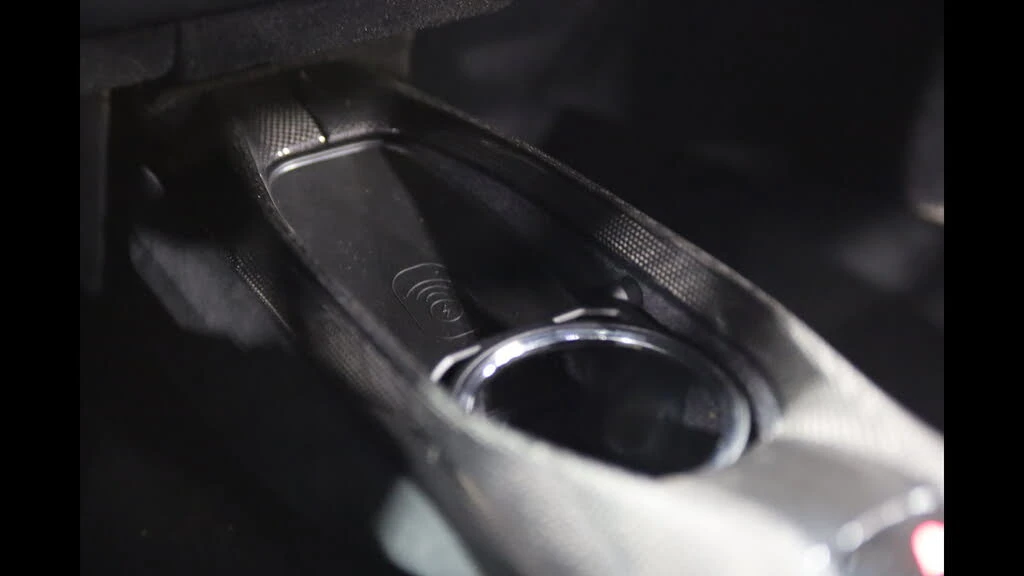 2025 Ferrari 296 GTB - Image 26 of 31